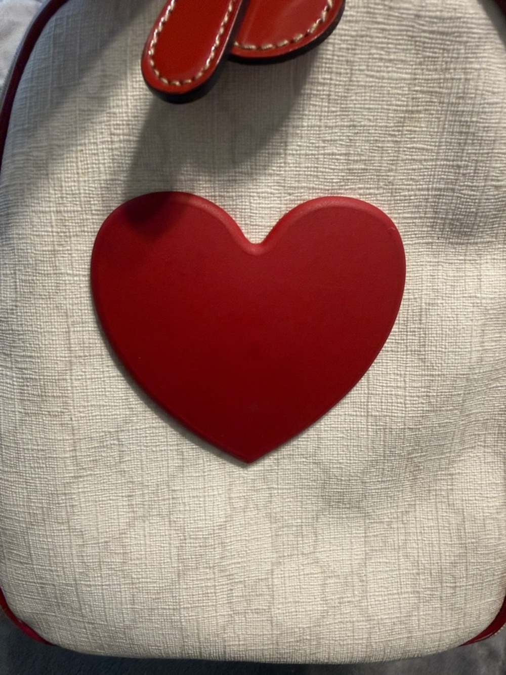 Authentic Gucci Boston Bag with Red and Black Heart Appliqués - Picture 4 of 11